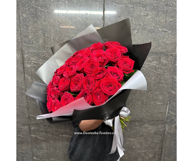 Flowers Bouquet of 35 roses "Anelia"